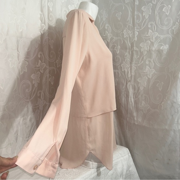 Melanie Lyne Light Peach Tiered Flowy Tunic Button Down Blouse - Picture 4 of 10